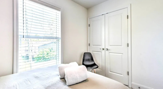Коттедж с 3 комнатами с балконом Near Downtown + Ocean: Sarasota Getaway