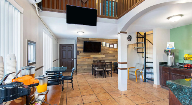 Super 8 by Wyndham Kingsport, Prenota Hotel Hotel a Kingsport con colazione, Colazione