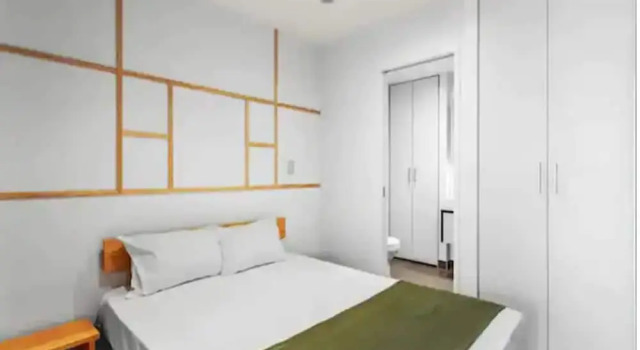 Stylish Central City 1-Bedroom With Patio