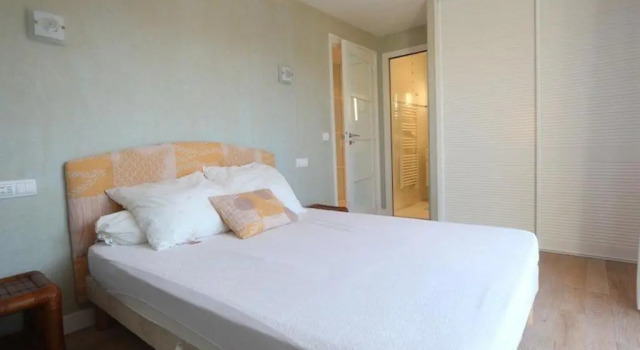 Appartement avec vue mer à 50m de la plage proche thalasso casino et restaurants FR 1 481 157, Забронировать Апартаменты/квартира Отели Finistère с парковкой, Парковка