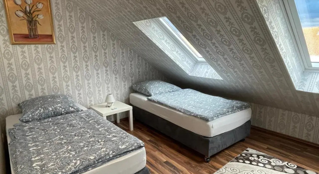 Merve Comfort Aparts3 Hannover حلال, Забронировать Отель Митте Ганновер, рядом с Музей истории авиации в Ганновере