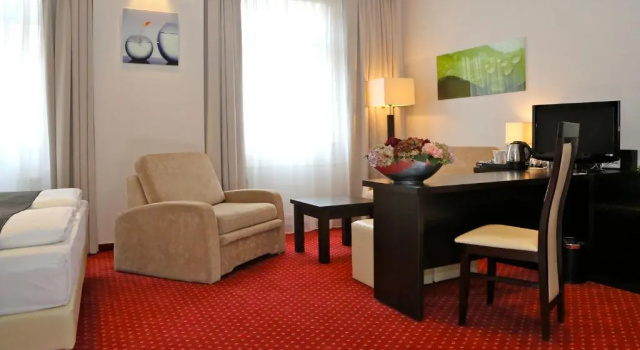 Четырёхместный номер Standard Hotel Herbst Berlin