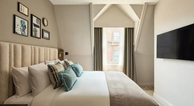 Люкс Hotel Indigo Leeds by IHG