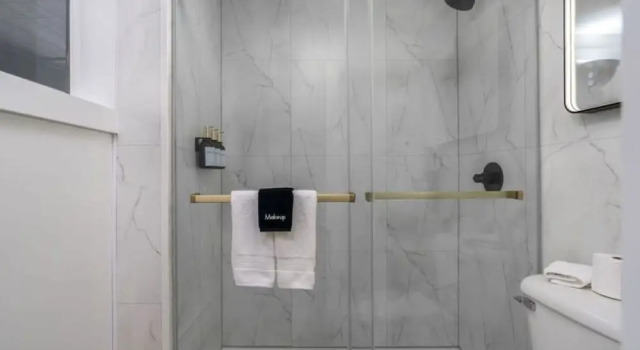Номер Luxury The Lincoln Boutique Motel