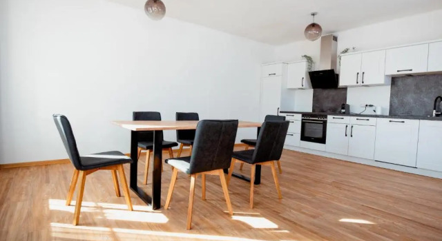 Апартаменты Deluxe easy-flat Hauptplatz - City Center Apartments with a Kitchen