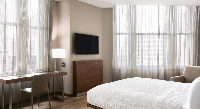 Двухместный номер Standard с видом на город AC Hotel by Marriott New Orleans French Quarter