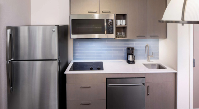 Двухместный люкс c 1 комнатой Hyatt House Charleston / Mount Pleasant