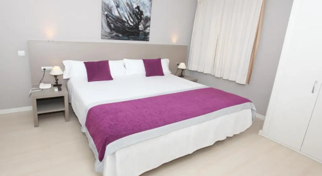 Апартаменты Hotel El Faro Marbella