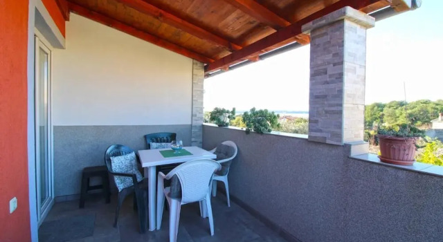 Spacious Apartment With Terrace and BBQ