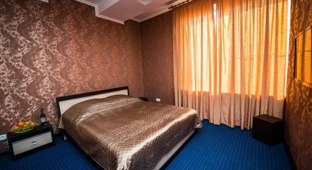 Yesenin Mini Hotel, Забронировать Мини-отель Мини-отели Новороссийска, Мини-отель