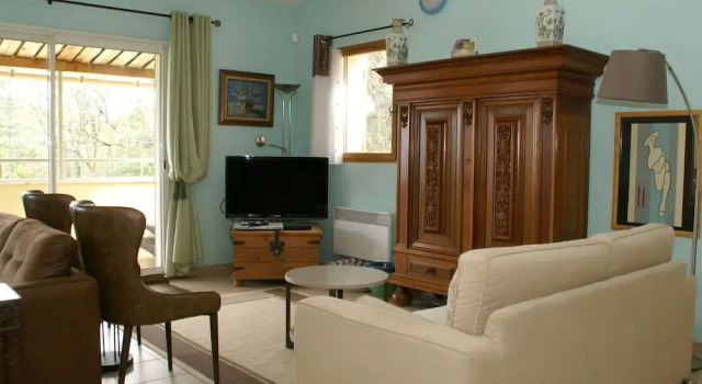 Peaceful Villa in Saint-Saturnin-lès-Apt with Swimming Pool, Забронировать Вилла Коттеджи Route de la Lavande, Коттедж