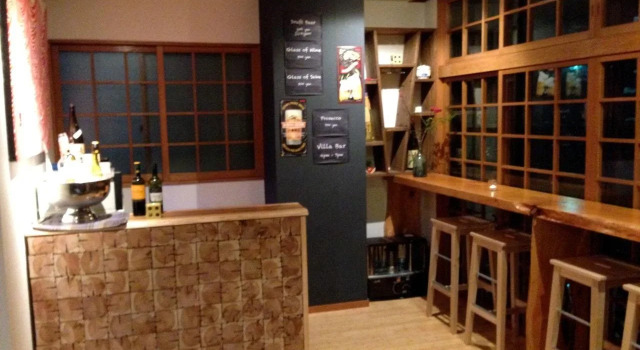 Alpine Villa Nozawa, Buchen Sie Villa Hotels in Koshinetsu mit Parkplatz, Parkplätze