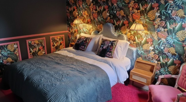 Номер Comfort The Mad Hatters Guestrooms