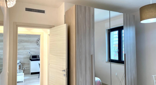 Brand new apartment in Monopoli, private pool, private parking, suitable for couples-Allegria Pool House