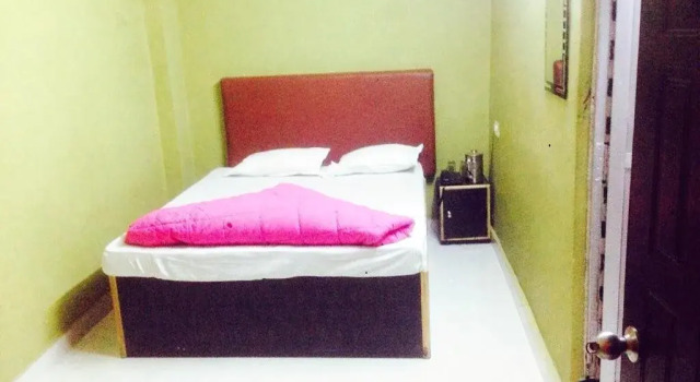 Hotel J.J Residency
