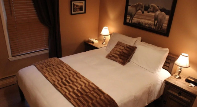 Auberge La Coulee Douce, Rezervovat Hostel Causapscal 