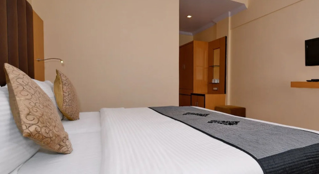 OYO 10706 Hotel Siddhartha