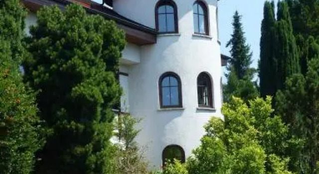Schwarzwaldturmzimmer Lahr, Забронировать Отель Лар Шварцвальд