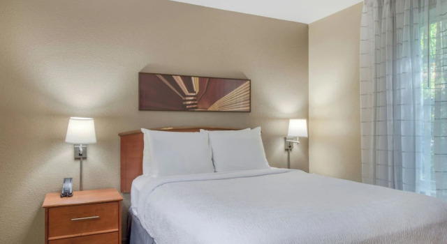 Люкс TownePlace Suites by Marriott Raleigh Cary-Weston Parkway