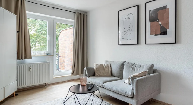 Люкс с балконом Limehome Magdeburg Hasselbachplatz