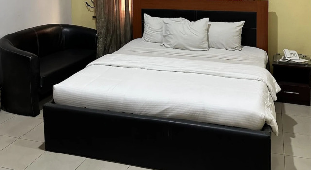 Номер Economy Whitehouse Msquare Hotel