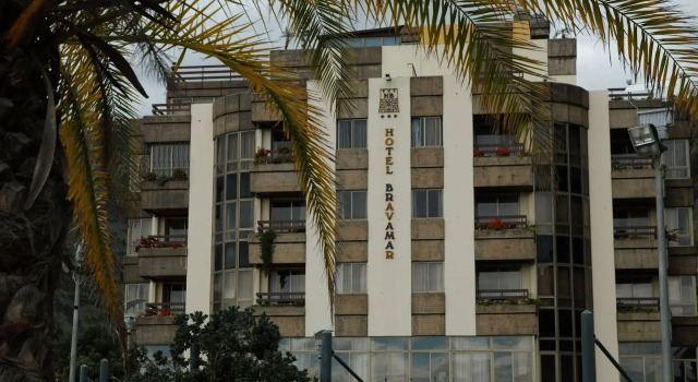 Flag Hotel Madeira - Ribeira Brava, Buchen Sie Hotel Ribeira Brava Madeira