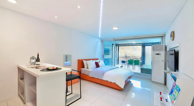 Gapyeong Colline Pension, Prenota Affittacamere Hotel a Gyeonggi-do con piscina, Piscina
