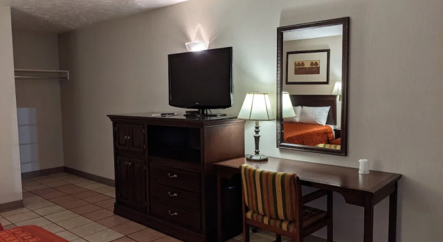Четырёхместный номер Standard Reelfoot Lake Inn