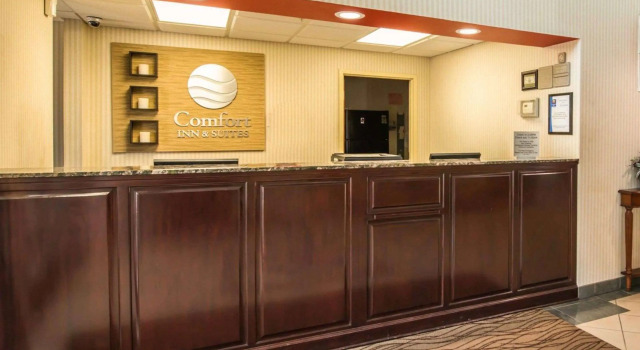 Comfort Inn & Suites Morganton South, Book Hotel Morganton North Carolina