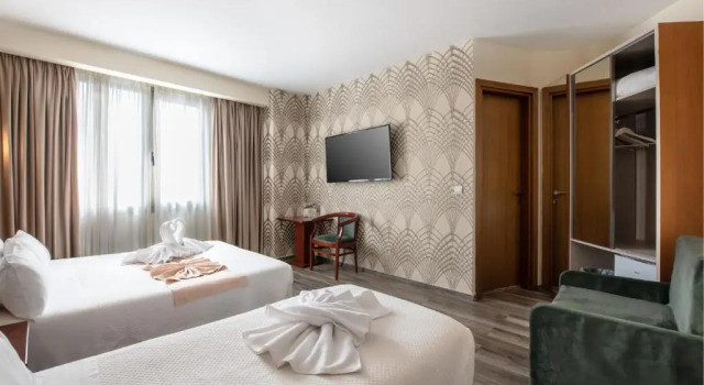Трёхместный номер Athens Golden City Hotel