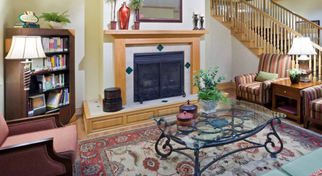 Country Inn & Suites by Radisson, Salina, KS, Reserva ahora Hotel Salina Kansas