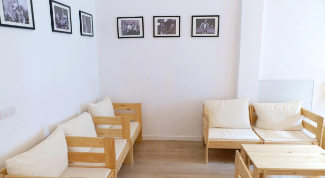 Guitar Hostel
