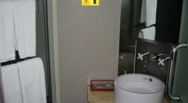 Motel168 Shaoxing North Zhongxing Road, Rezervați Motel Moteluri în Shaoxing, Motel