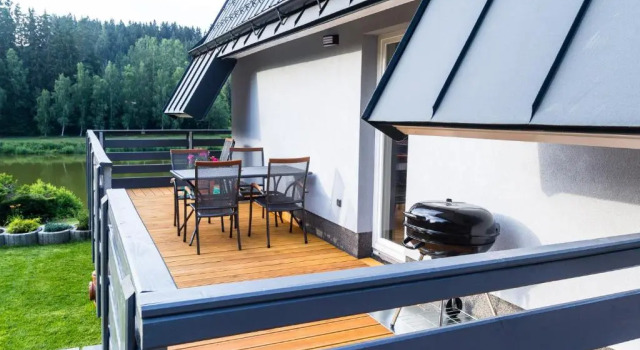 Prázdninový dům Dolce II, Rezerwuj Hotel Hotele w Kraj hradecki z parkingiem, Parking