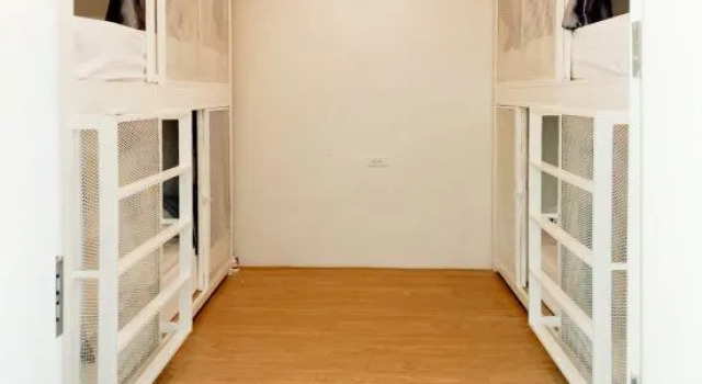 Кровать в общем номере (женский номер) Paknap Hostel