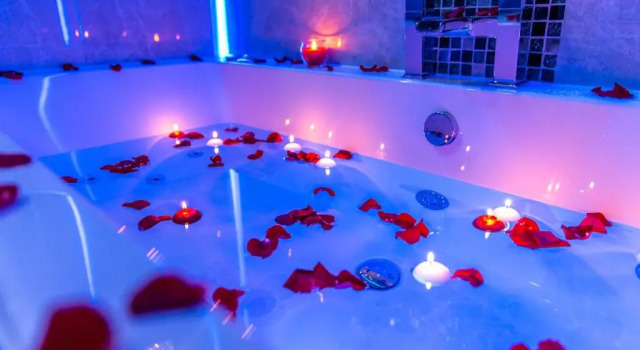 Люкс Superior Aphrodite Suites Huddersfield