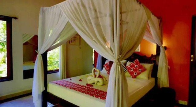 Kirana Homestay Dusk Bungalow