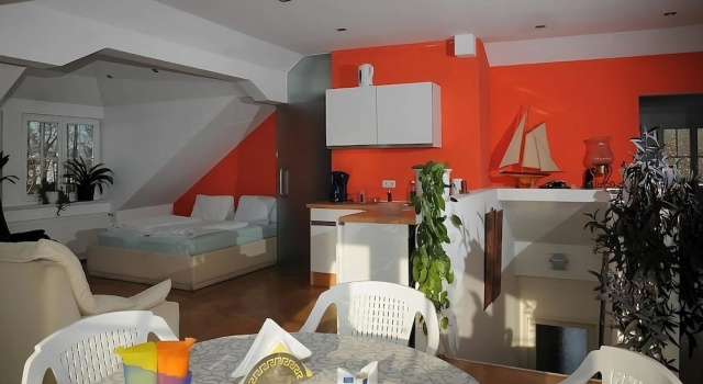 Люкс с балконом Geinberg Suites & Vianova Lodges