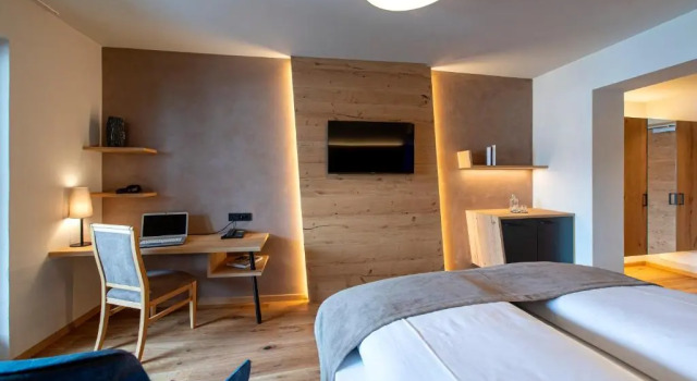 Двухместный номер Standard с балконом Hotel WH - Wiesnerhof