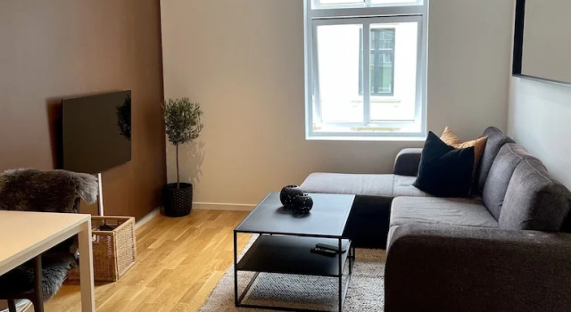 Апартаменты Modern Apartment With Balcony