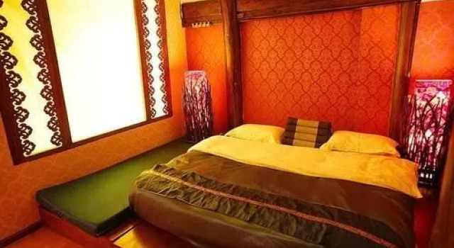 Lijiang Ancient City Ayutaya Hostels, Забронировать Отель Лицзян Юньнань, рядом с Улица Сквер-стрит Древнего города Даянь