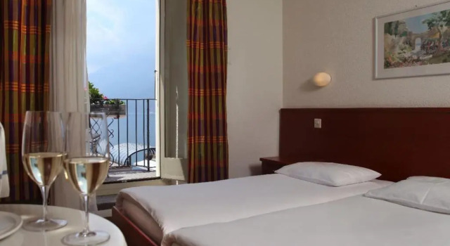 Двухместный номер Standard с балконом и с видом на озеро Piazza Ascona Hotel & Restaurants