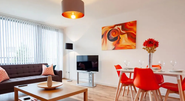 ByEvo 5 Brabloch GLA Apartment, Book Lejlighed Hoteller i Paisley med parkering, Parkering