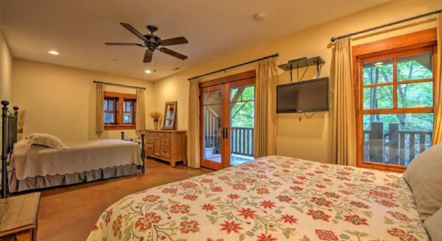 Cardinal's Cove - 1 Br Cabin, Забронировать Дом для отпуска Блэк-Маунтин Северная Каролина