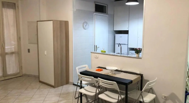 Trimarchi House, Забронировать Отель Отели Неаполя с парковкой, рядом с Ospedale degli Incurabili, Парковка