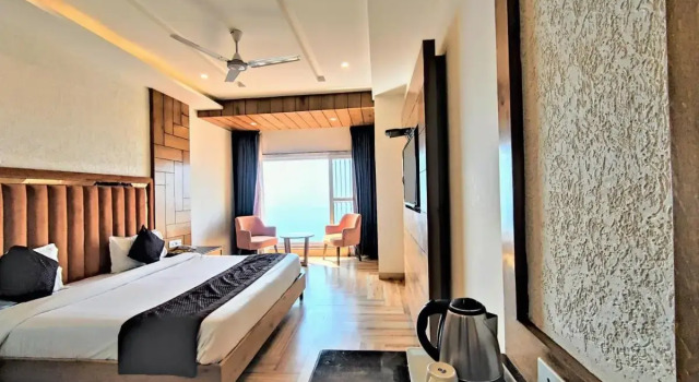 Luxury Inn by Stotrak Hotels, Rezervovat Hotel Mussoorie Uttarakhand