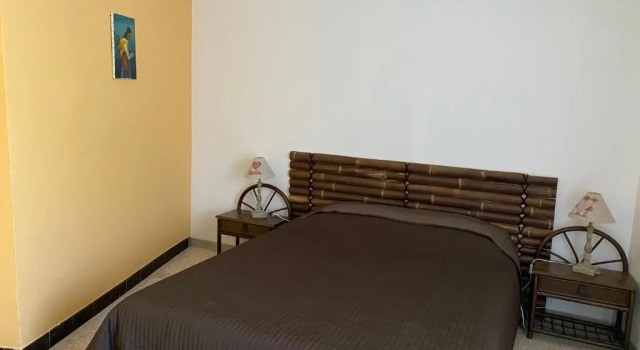 Gîte en Haute Provence, Prenota Hotel Hotel a Rodano-Alpi con parcheggio, Parcheggio
