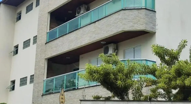 Apartamento de Luxo acesso a Praia Grande e Praia do Tenório para 6 pessoas
