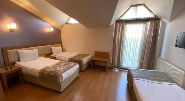 Трёхместный номер Superior Grand Anzac Hotel