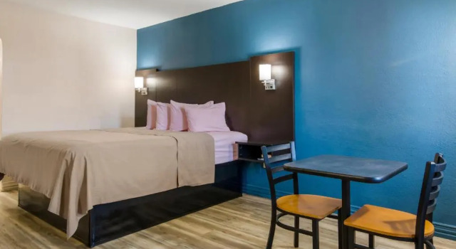 Номер Standard Rodeway Inn Broken Bow-Hochatown